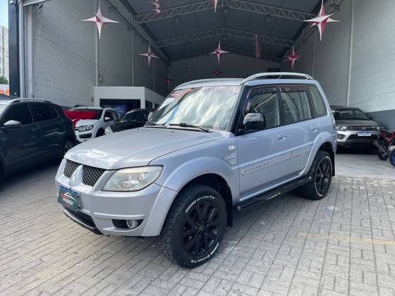 MITSUBISHI PAJERO TR4 2.0 4X4 16V 140CV FLEX 4P AUTOMÁTICO
